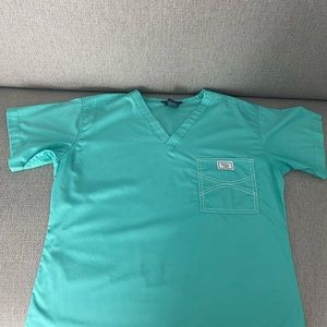 NWOT Blue Sky - Classic Shelby Scrub Top. Color: Carnegie Green. Sz: M,